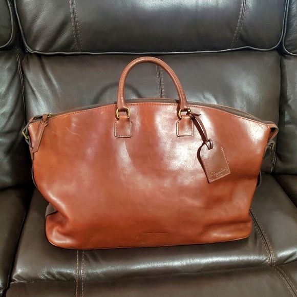 Dooney & Bourke Handbags - Dooney & Bourke large Florentine Vaschetta leather weekender  travel bag